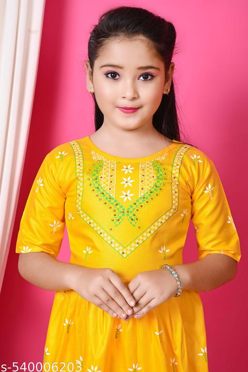 New Trendy Fastive Kurta Set with Dupatta - MC-FASHIONS.COM